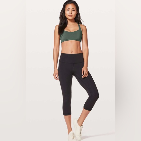 Lululemon Green Free To Be Sport Bra - Picture 1 of 9